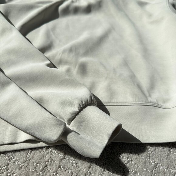 Oversized Lululemon Classic Ivory Top - Size 10 - Picture 6 of 10